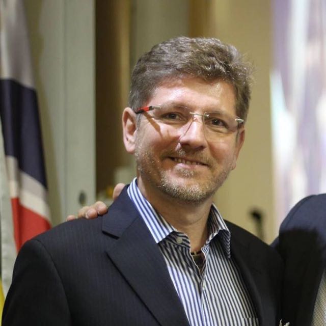 Foto de Calvino Oliveira